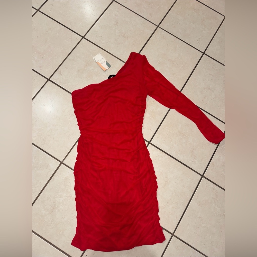 BTFBM Elegant Red One-Shoulder Dress New With Tags size XL